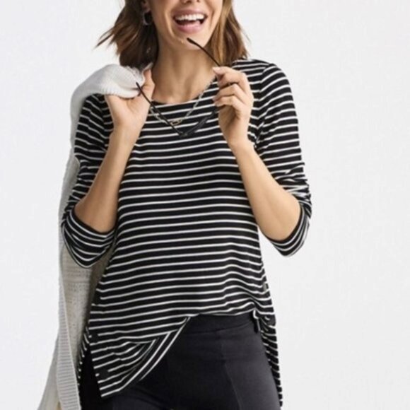 CAbi Size M Side Snap Top Black White Stripe Long Sleeves Round Neckline 6332 - Picture 1 of 6